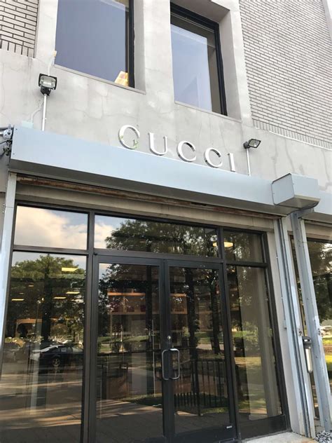 gucci outlet secaucus new jersey|Gucci e commerce Secaucus nj.